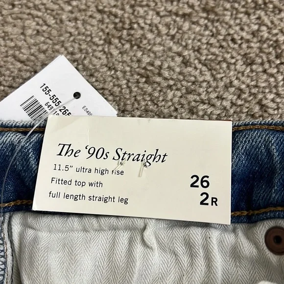 NWT Abercrombie 90s Straight Ultra High Rise Jeans